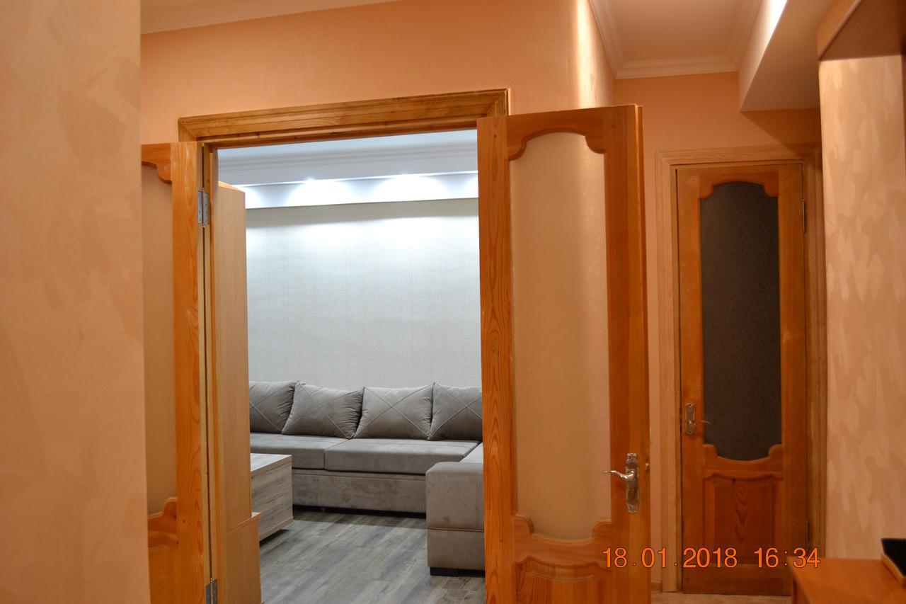 Apartment On Ikalto 8 Tbiliszi Kültér fotó
